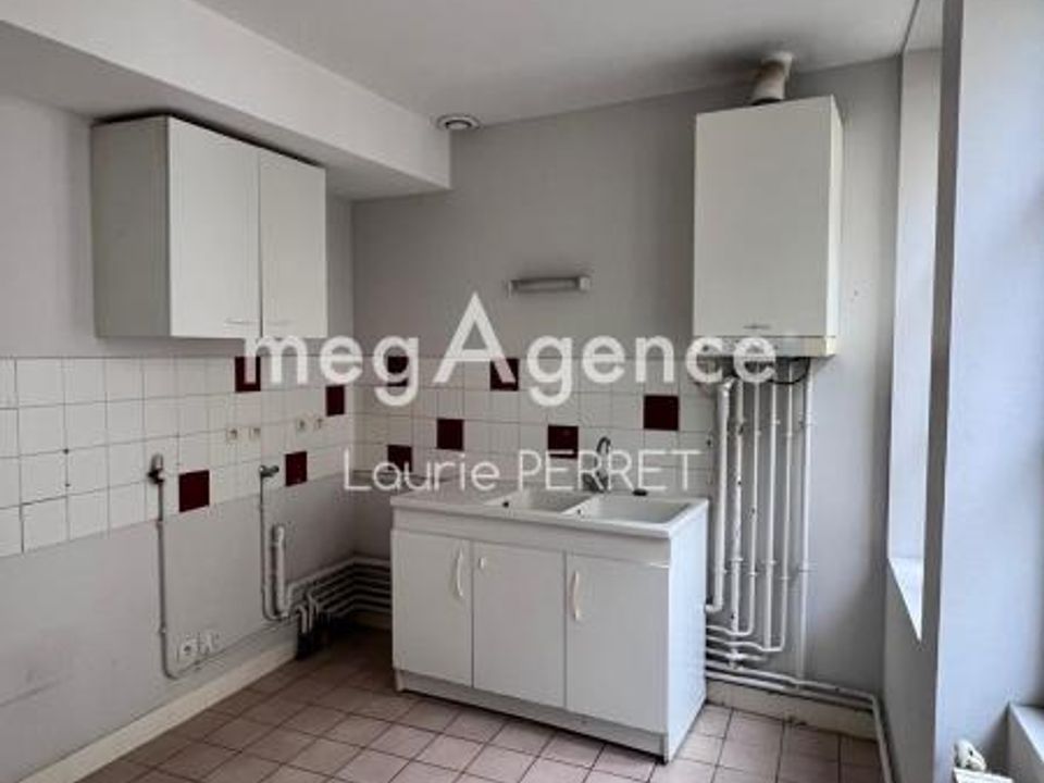 Byhus i Auxerre, Yonne - foto 2
