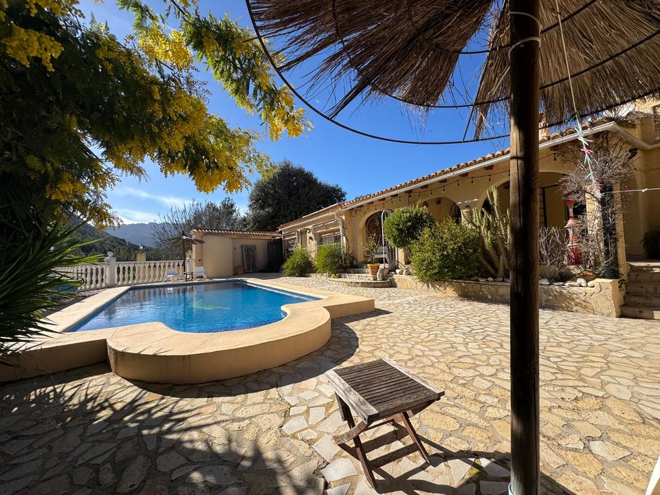 Villa i Castell De Castells, Alicante - foto 1