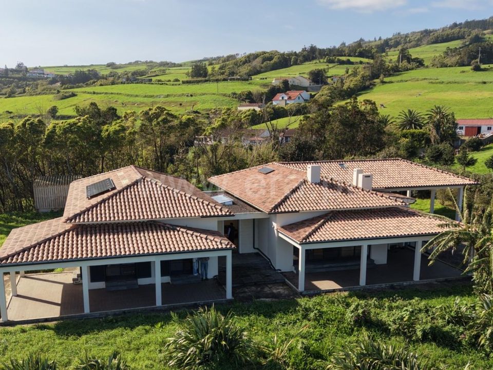 Villa a Horta, Faial - foto 1