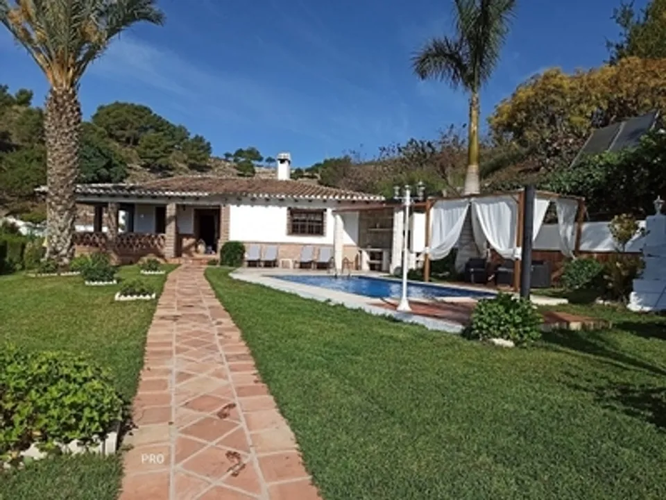 Villa i Frigiliana, Malaga - foto 1