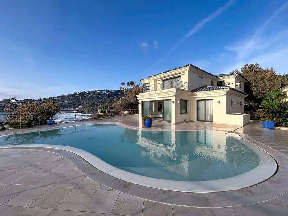 Villa i Les Issambres, Var - foto 1