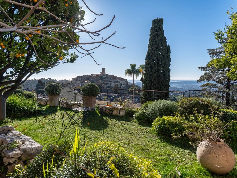 Villa i Saint-Paul-de-Vence, Alpes-Maritimes - foto 1