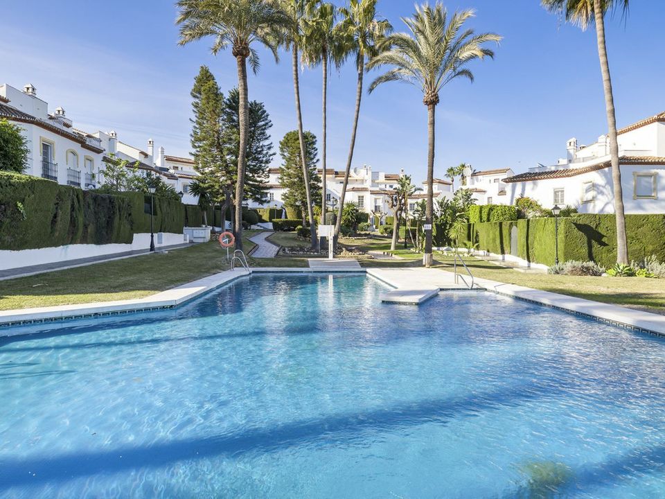 Byhus i Cancelada, Malaga - foto 1