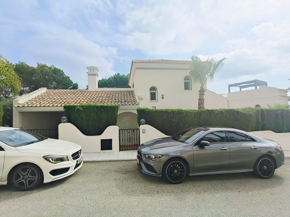Villa i Las Ramblas Golf, Alicante - foto 1