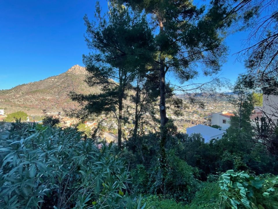 Helårsgrund i Calpe, Alicante - foto 1