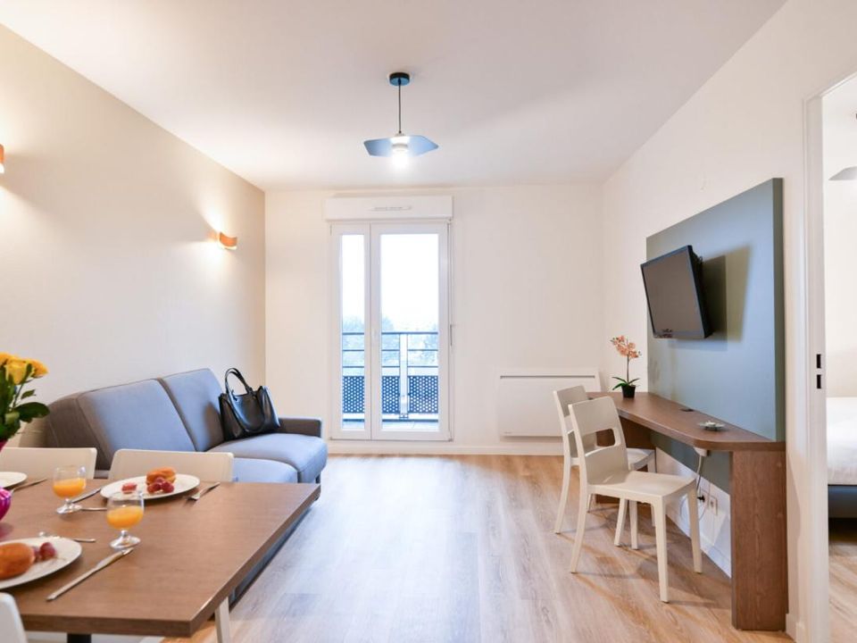 Lejlighed i Saint-Cyr-l'Ecole, Yvelines - foto 2