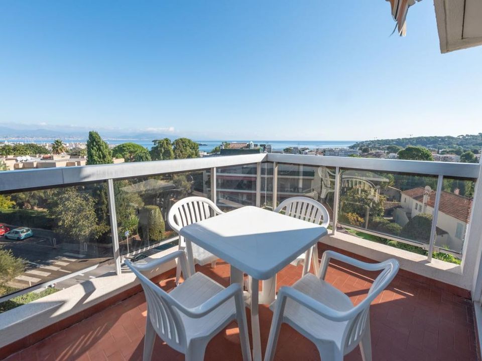 Lejlighed i Juan-les-Pins, Alpes-Maritimes - foto 1