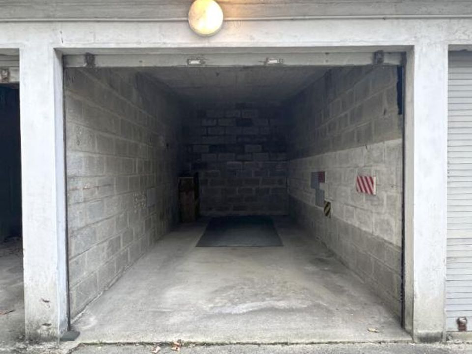 Garage i Asnières-sur-Seine, Hauts-de-Seine - foto 3