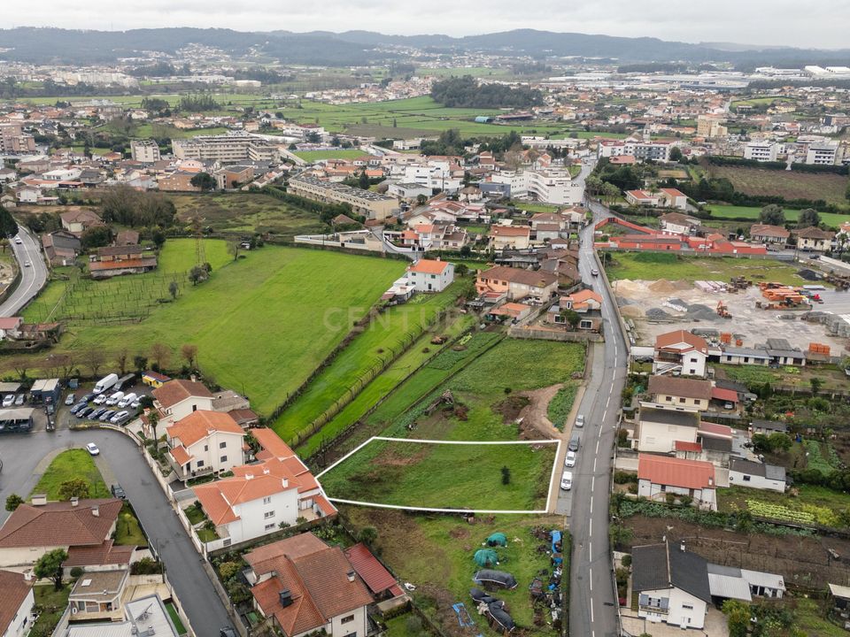 Helårsgrund i Vila Nova de Famalicao, Braga - foto 2