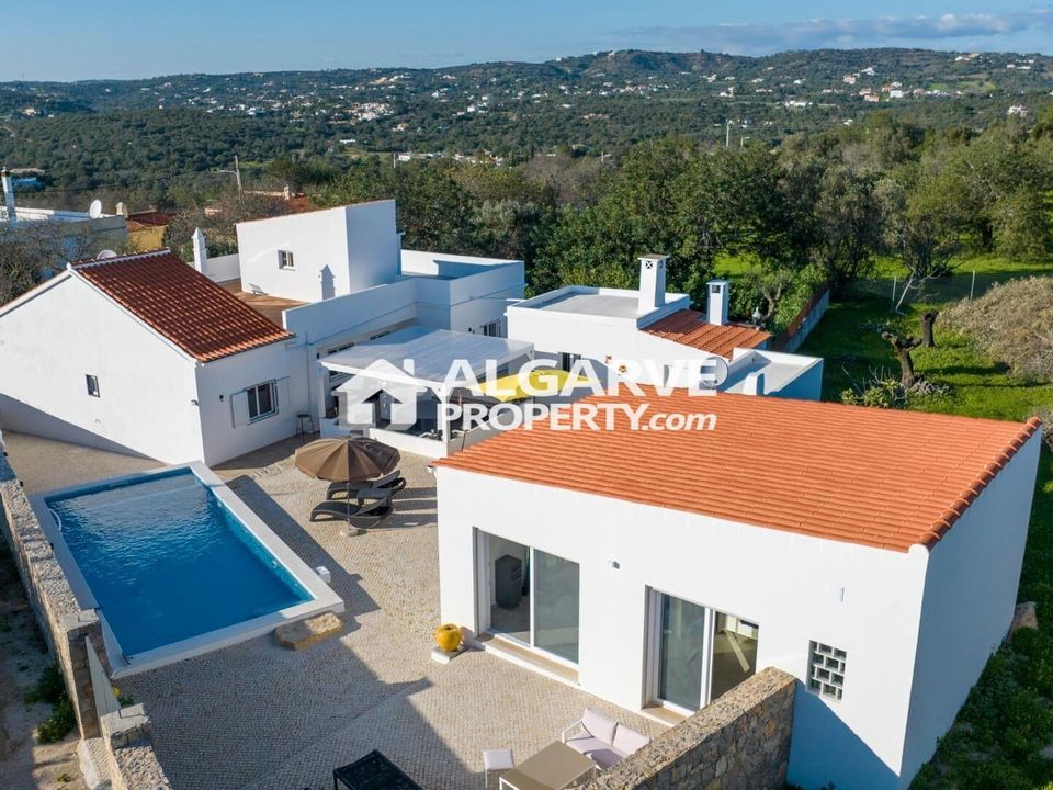 Villa i Santa Barbara de Nexe, Faro - foto 1