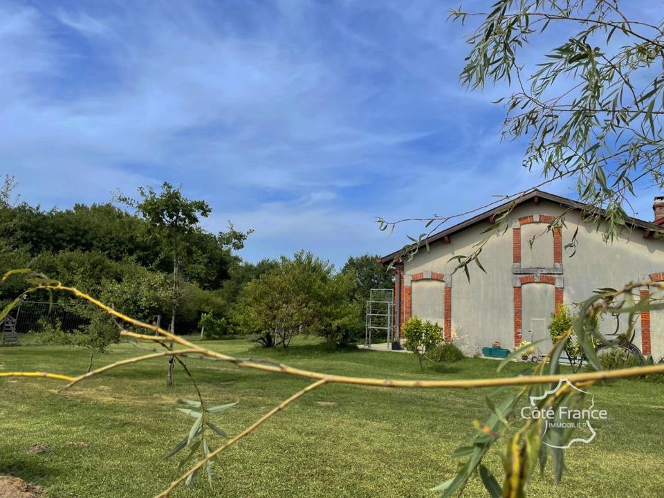 Landejendom i Saint-Vincent-de-Tyrosse, Landes - foto 1