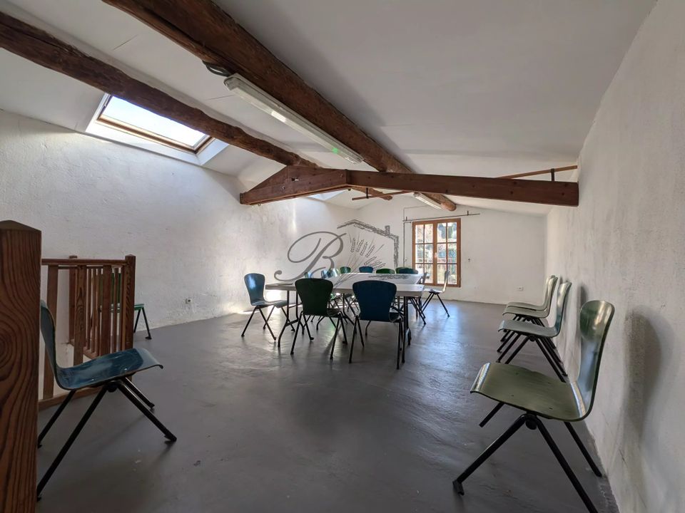 Erhvervsejendom i La Bastidonne, Vaucluse - foto 2