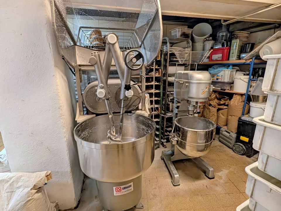 Erhvervsejendom i La Tour-d'Aigues, Vaucluse - foto 3