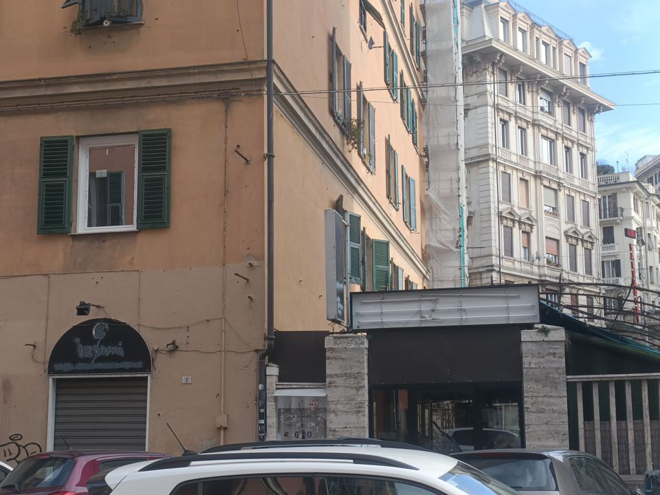 Næringseiendom i Genoa, Genoa - bilde 1