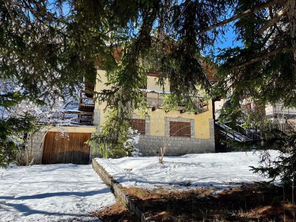 Træhytte i Saint-Étienne-de-Tinée, Alpes-Maritimes - foto 1