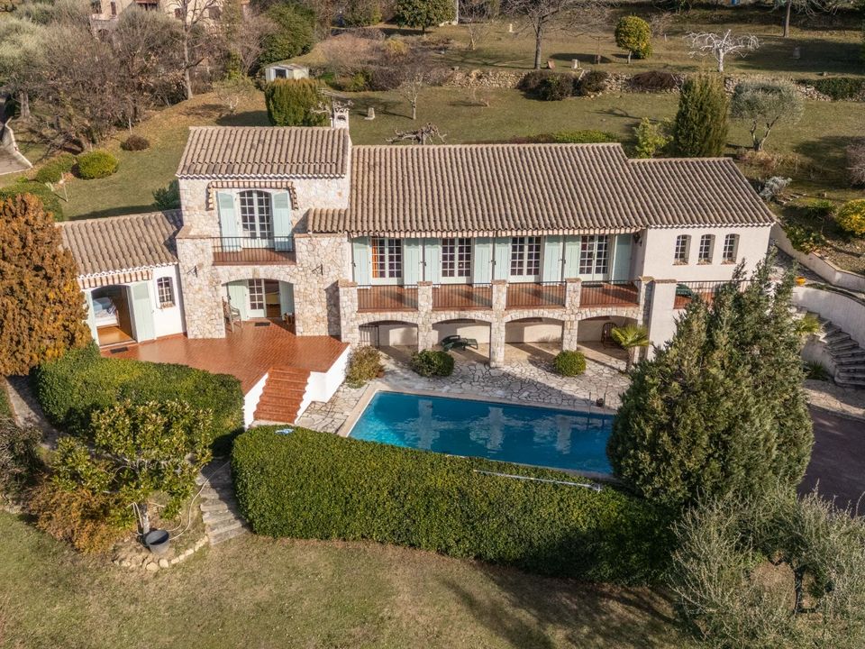 Villa i Contes, Alpes-Maritimes - foto 1