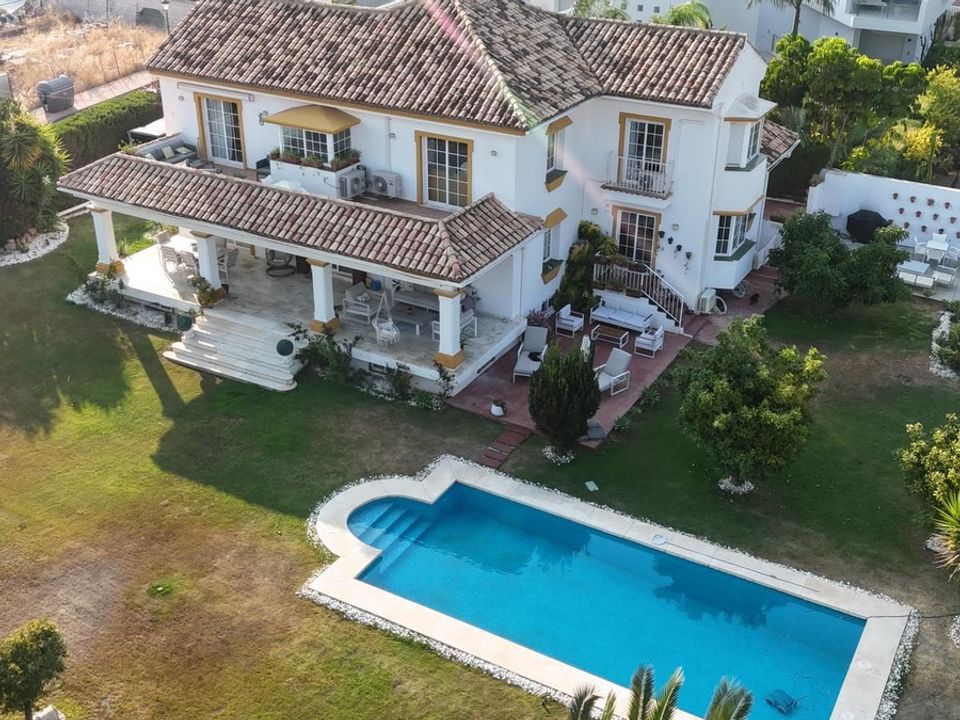 Villa i Guadalmina, Malaga - foto 2