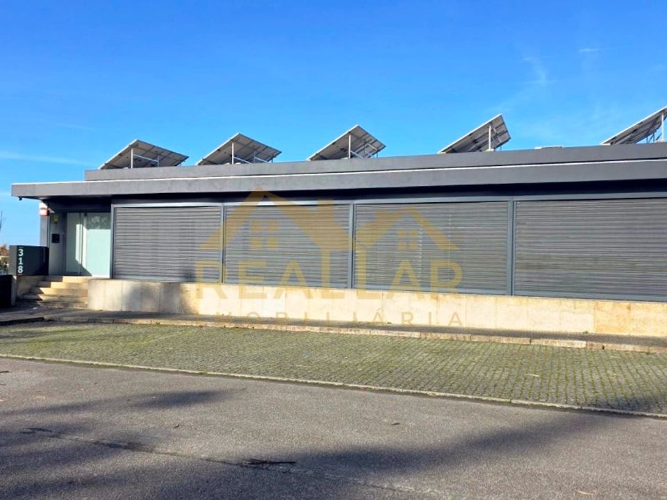 Erhvervsejendom i Milheiros, Porto - foto 2