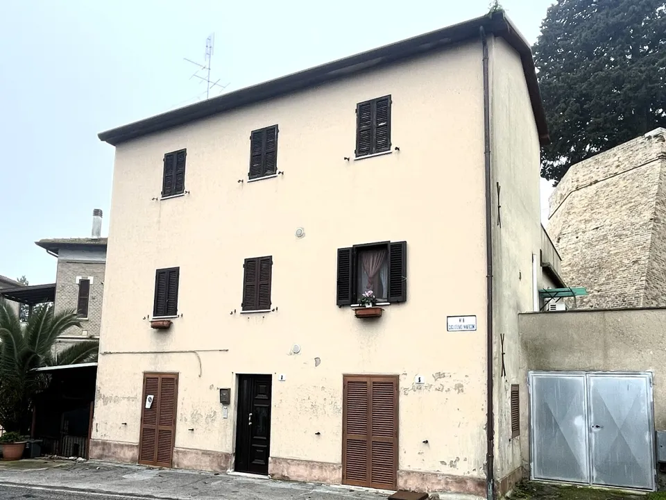 Byhus i Trecastelli, Ancona - foto 1