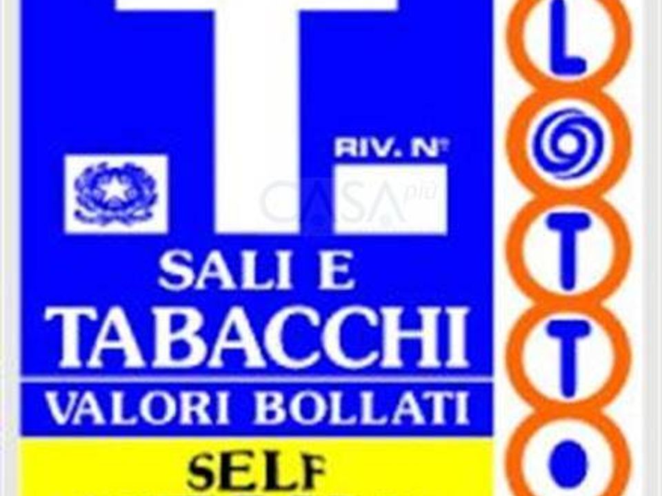 Erhvervsejendom i Ascoli Piceno, Ascoli Piceno - foto 1