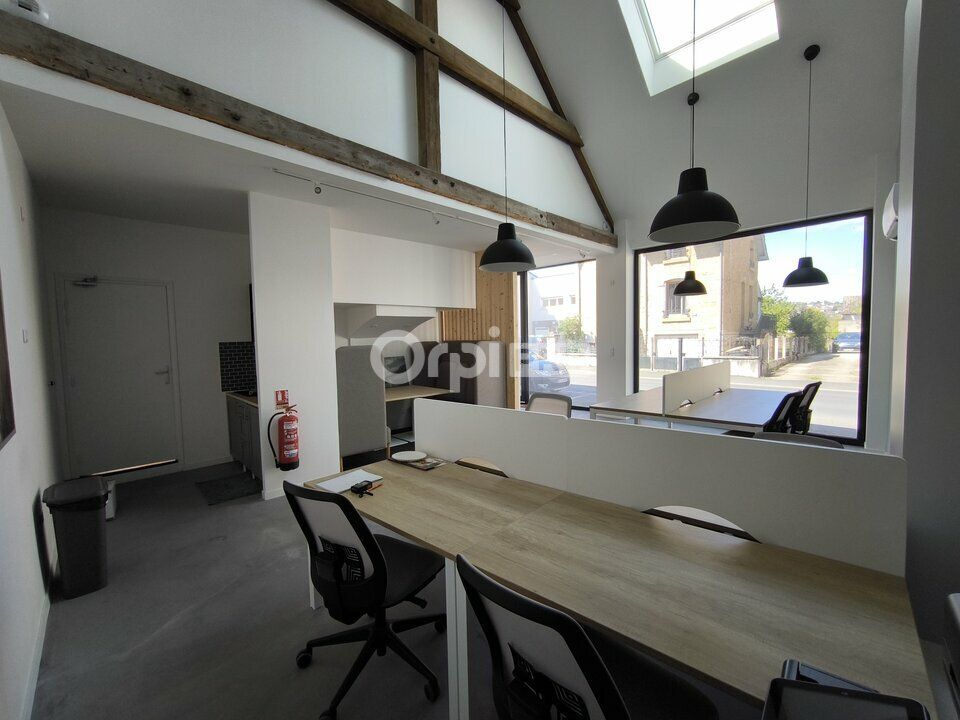 L'establiment comercial a Brive-la-Gaillarde, Correze - foto 1