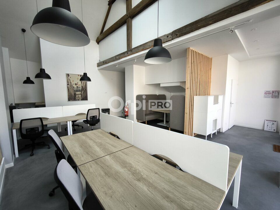 L'establiment comercial a Brive-la-Gaillarde, Correze - foto 2
