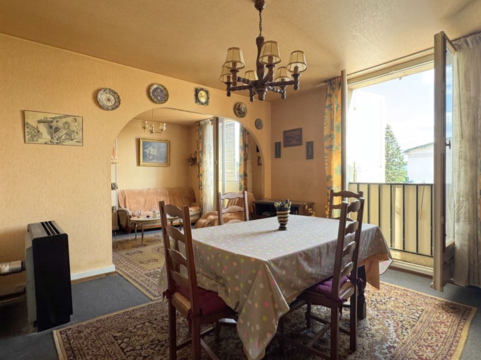 Lejlighed i Saint-Dié-des-Vosges, Vosges - foto 1