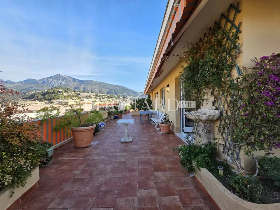Lejlighed i Menton, Alpes-Maritimes - foto 1