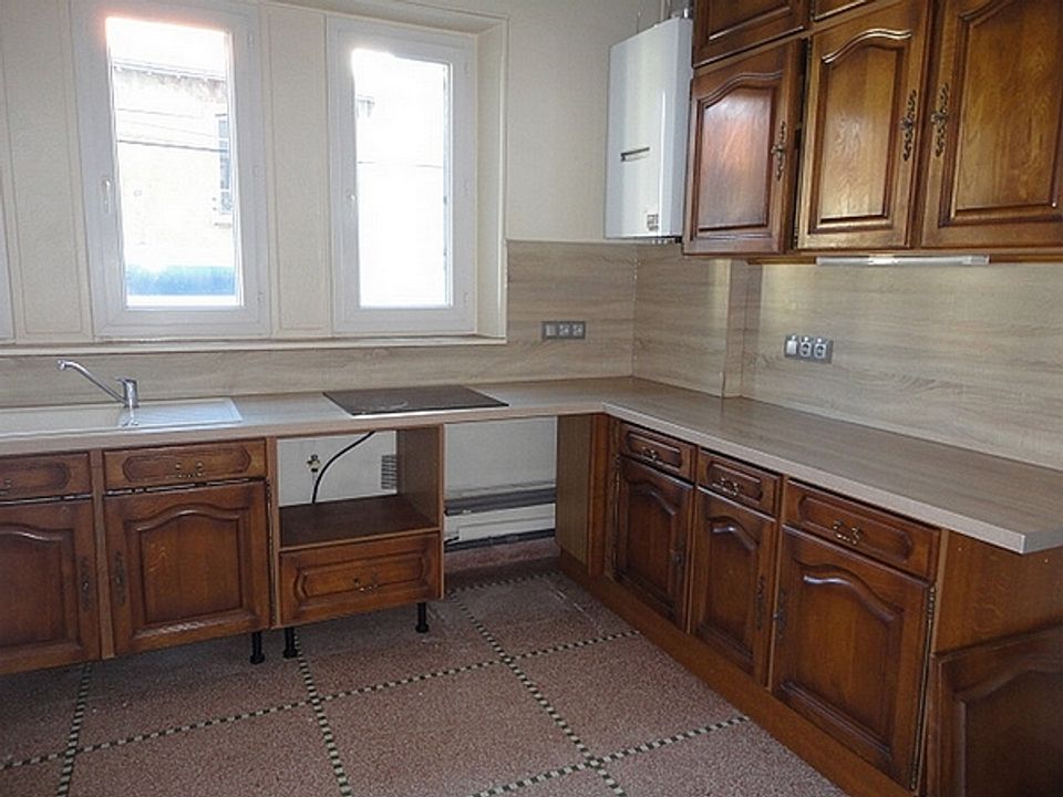 Apartment in Clermont-Ferrand, Puy-de-Dome - photo 1