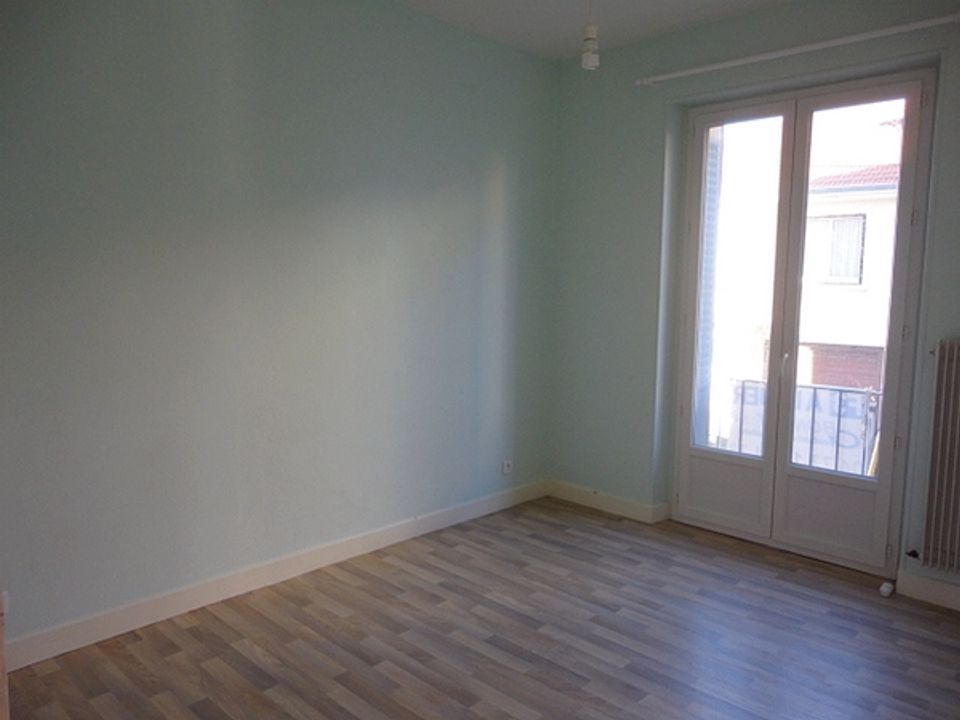 Apartment in Clermont-Ferrand, Puy-de-Dome - photo 4