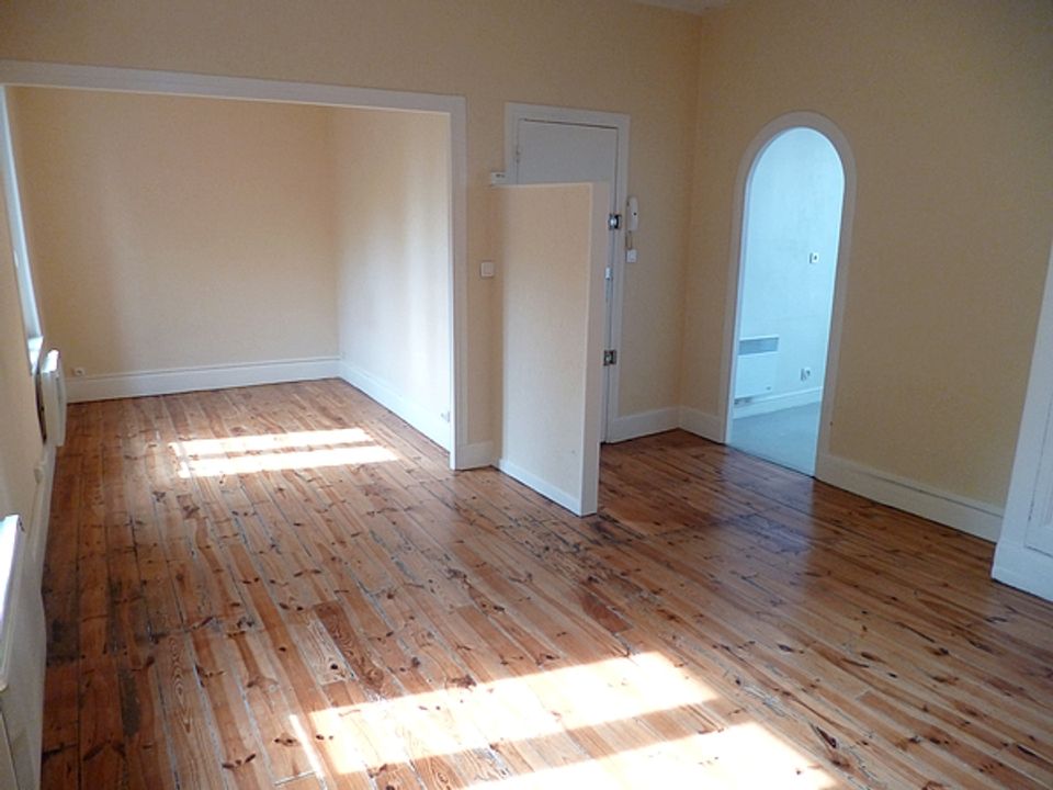Apartment in Clermont-Ferrand, Puy-de-Dome - photo 1
