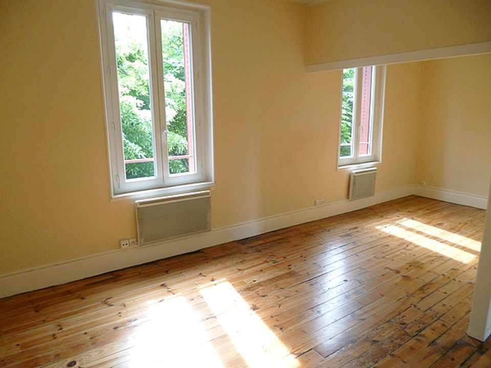 Apartment in Clermont-Ferrand, Puy-de-Dome - photo 2