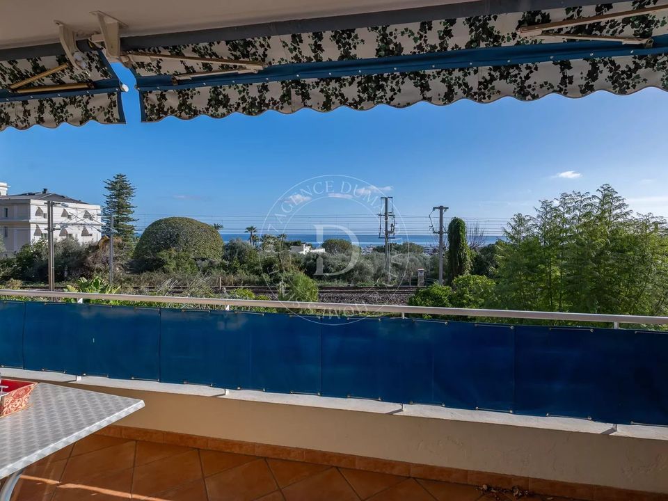 Lejlighed i Beaulieu-sur-Mer, Alpes-Maritimes - foto 2