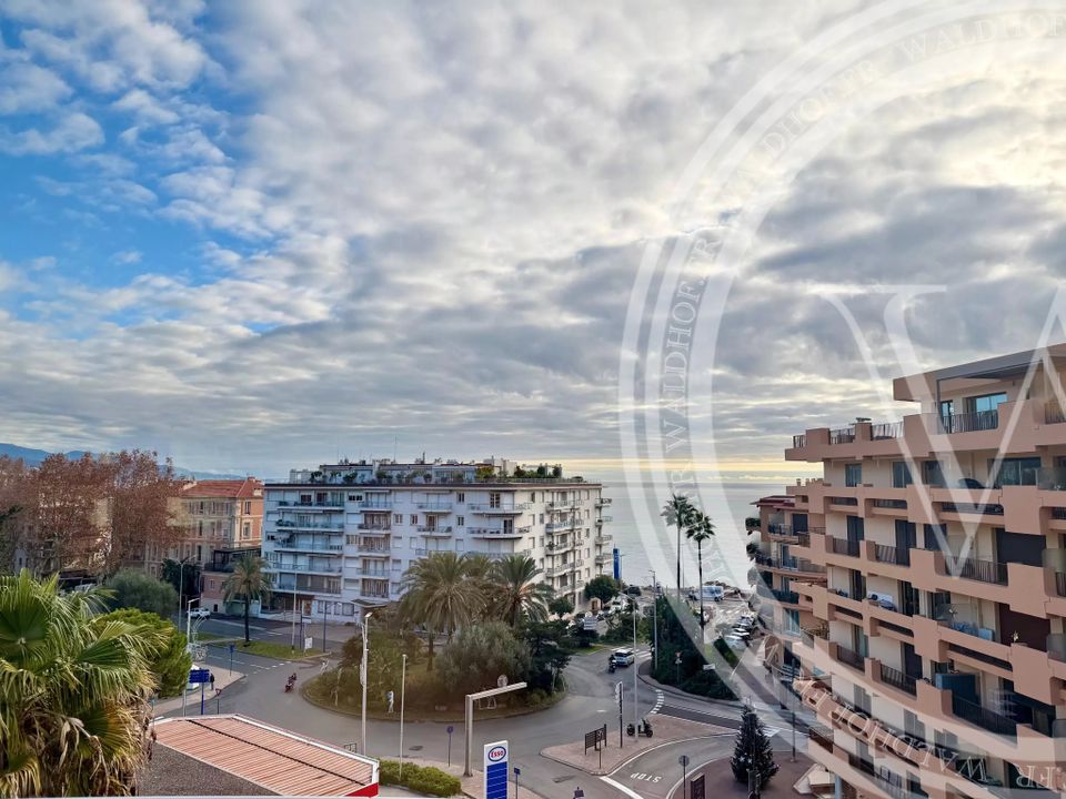 Lejlighed i Menton, Alpes-Maritimes - foto 1