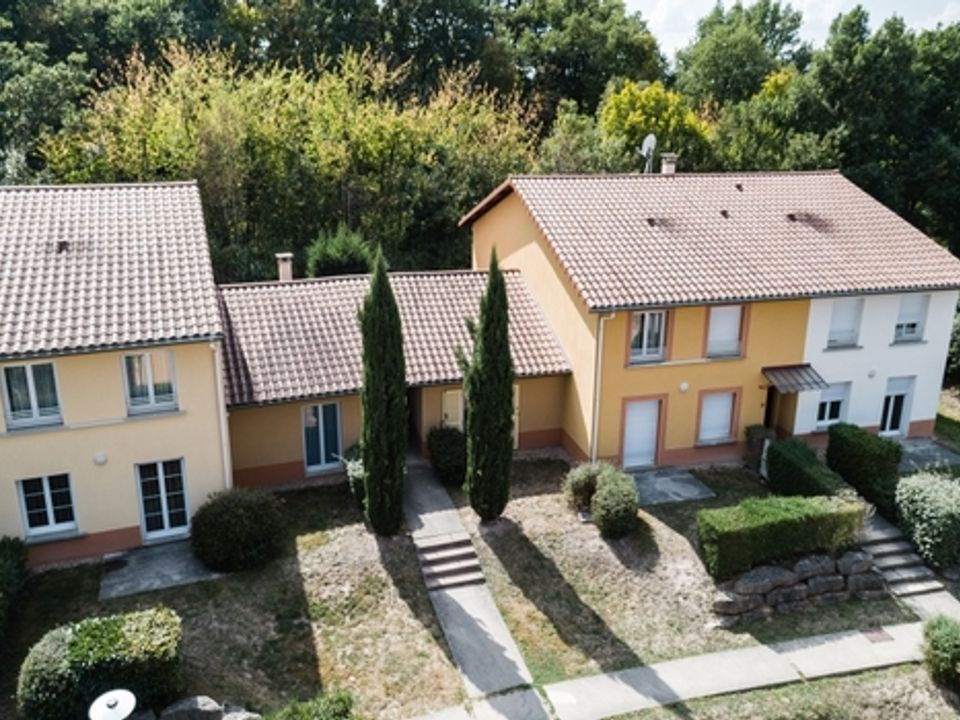 Lägenhet i Lissieu, Rhone - foto 1