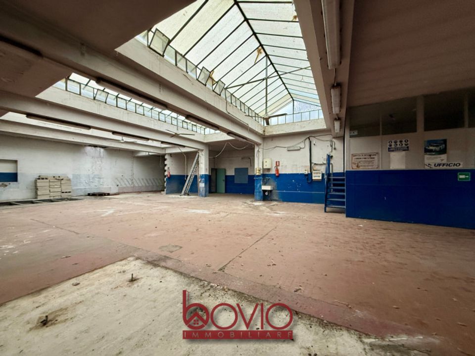 Erhvervsejendom i Torino, Turin - foto 2