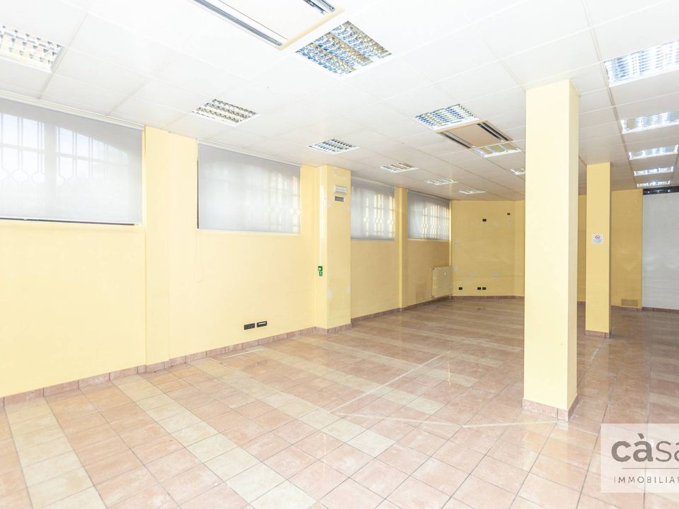 Erhvervsejendom i Varese, Varese - foto 5