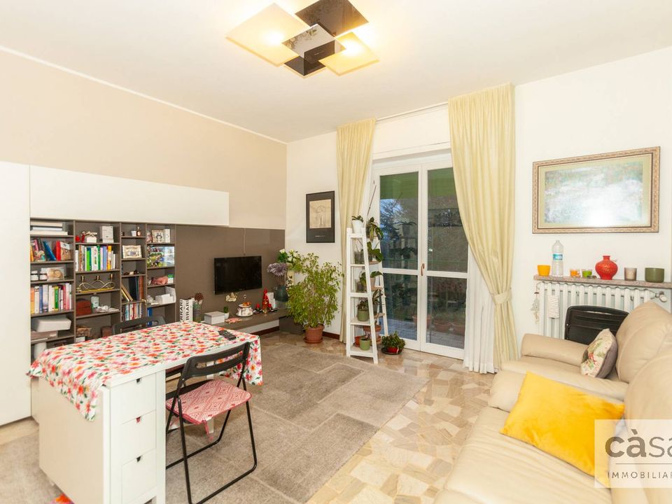 Lejlighed i Varese, Varese - foto 1