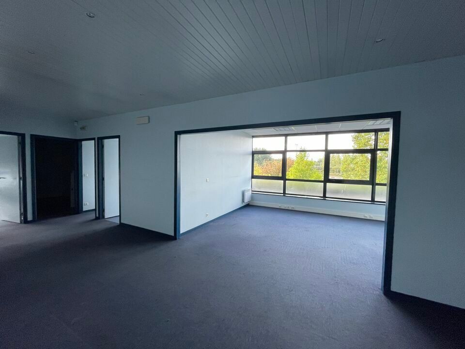 Erhvervsejendom i Lorient, Morbihan - foto 1