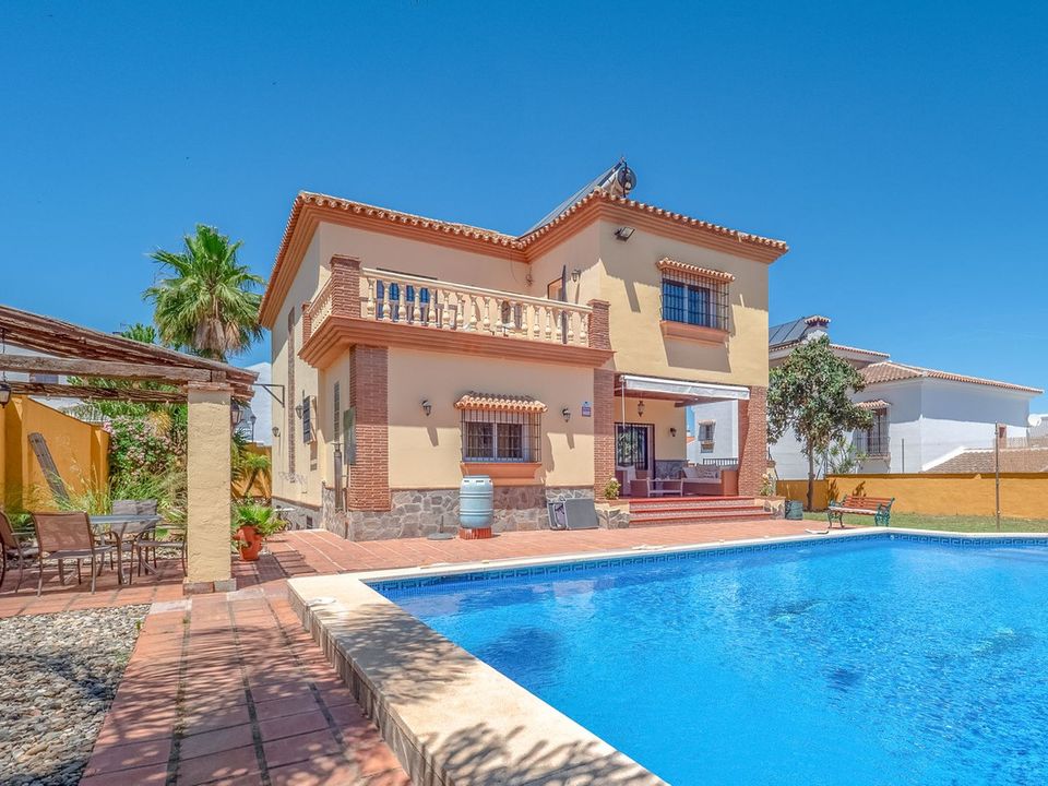 Villa i Alhaurin El Grande, Malaga - foto 1