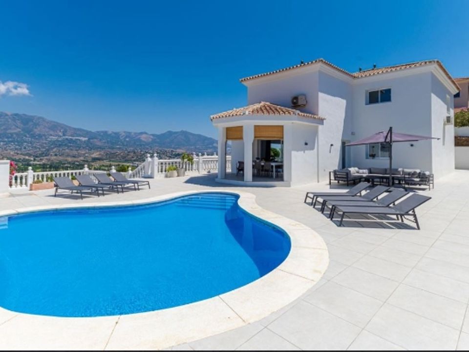 Villa i Mijas Costa, Malaga - foto 1