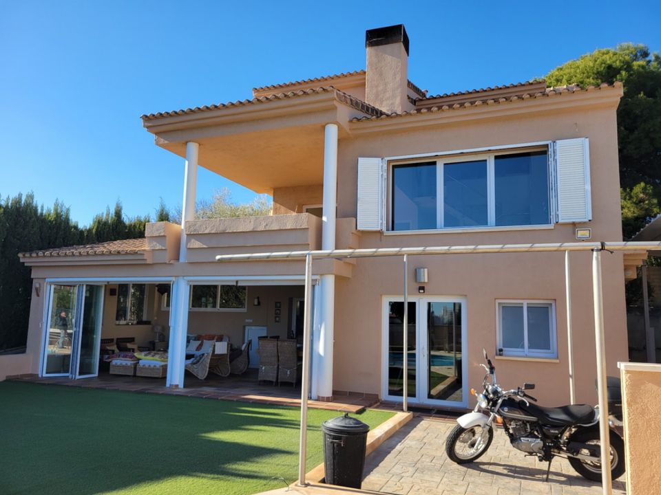 Villa i Calpe, Alicante - bilde 1