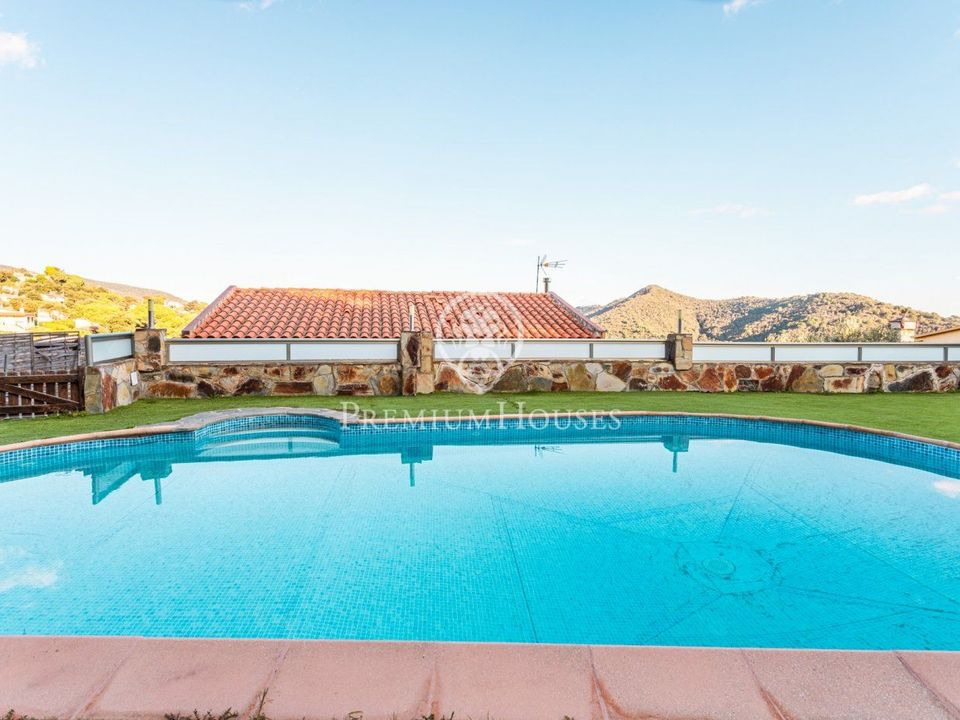 Villa en Sant Cebria De Vallalta, Barcelona - foto 1