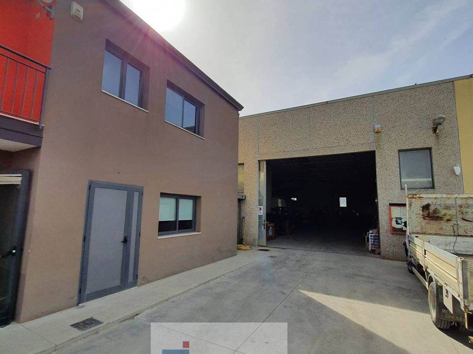 Erhvervsejendom i Benevento, Benevento - foto 5