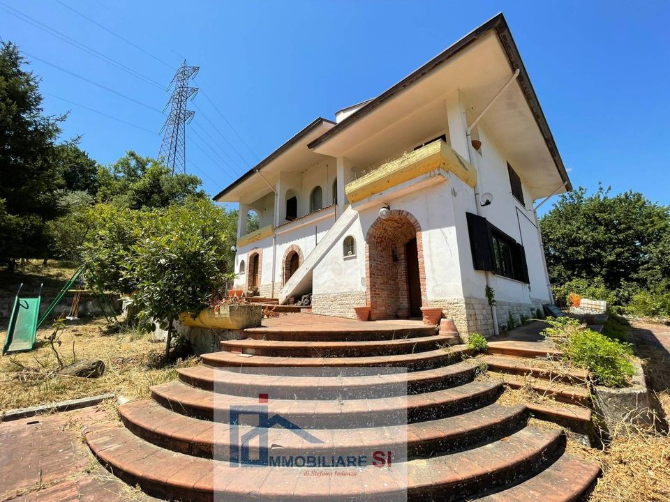 Villa i Benevento, Benevento - bilde 1