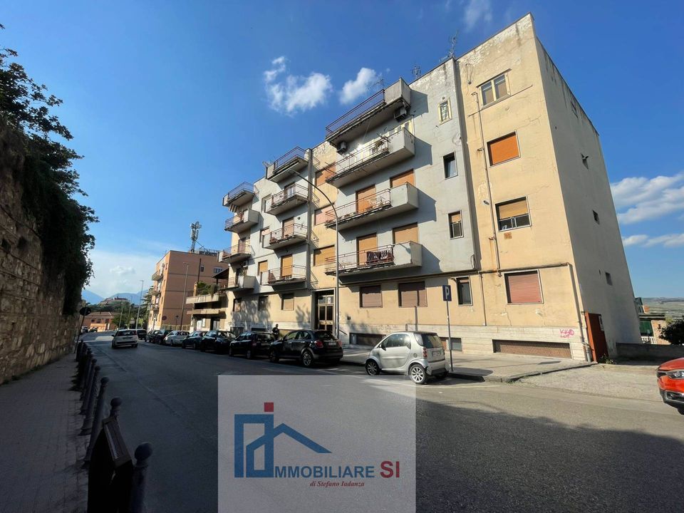 Lejlighed i Benevento, Benevento - foto 1