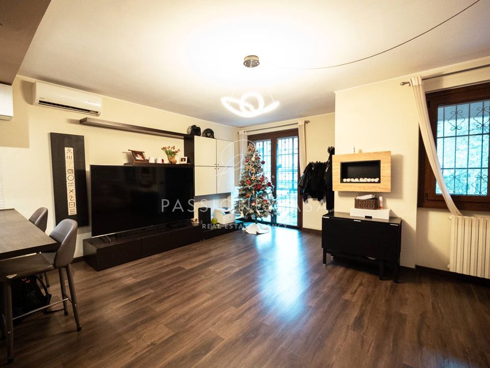 Casa adossada a Segrate, Milan - foto 2