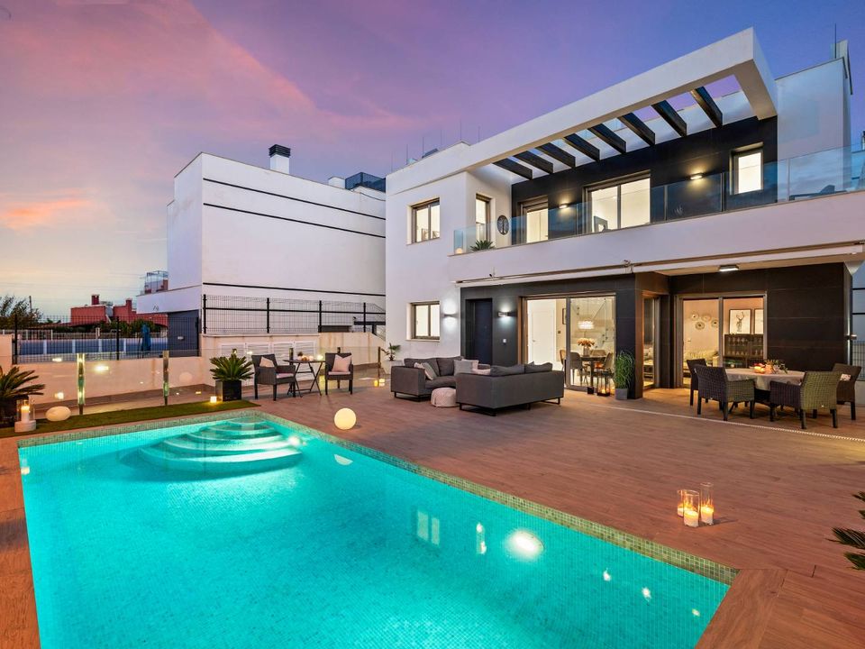 Villa i Villamartin, Alicante - foto 1
