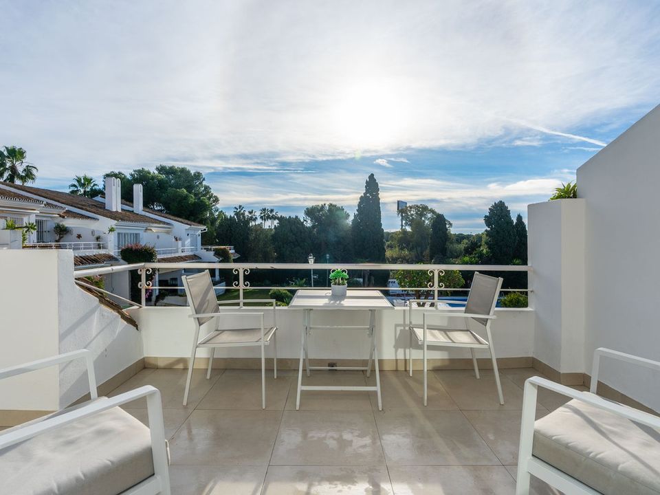 Leilighet i El Paraiso, Malaga - bilde 4
