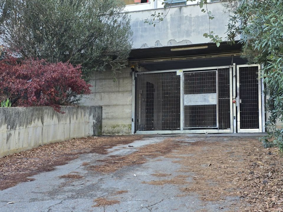 Garage i Pescara, Pescara - foto 1